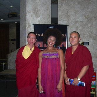 28 Measha Brueggergosman , Lama Sonam , Lama Thubten Teatro Alfa São Paulo 2007.